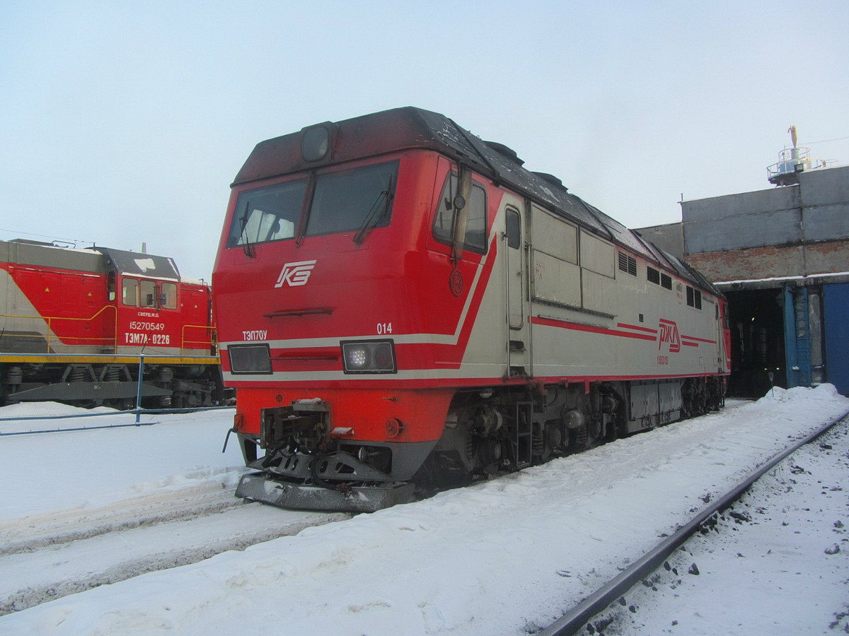 Тепловоз ТЭП70У-014, депо Сургут
